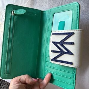 Miche Quilted White Wallet with Navy Logo, brand new!